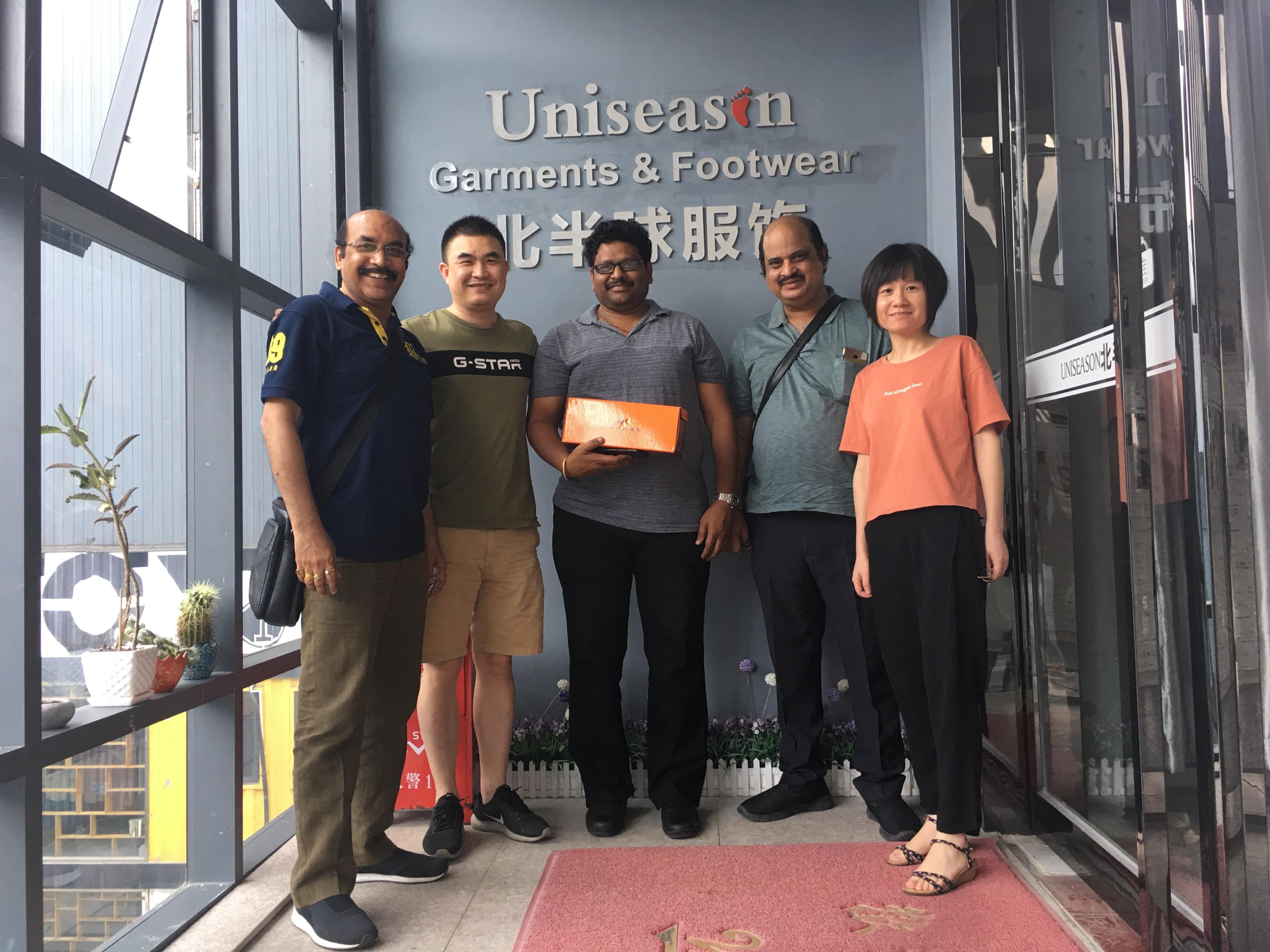 Customer visit us for good business!